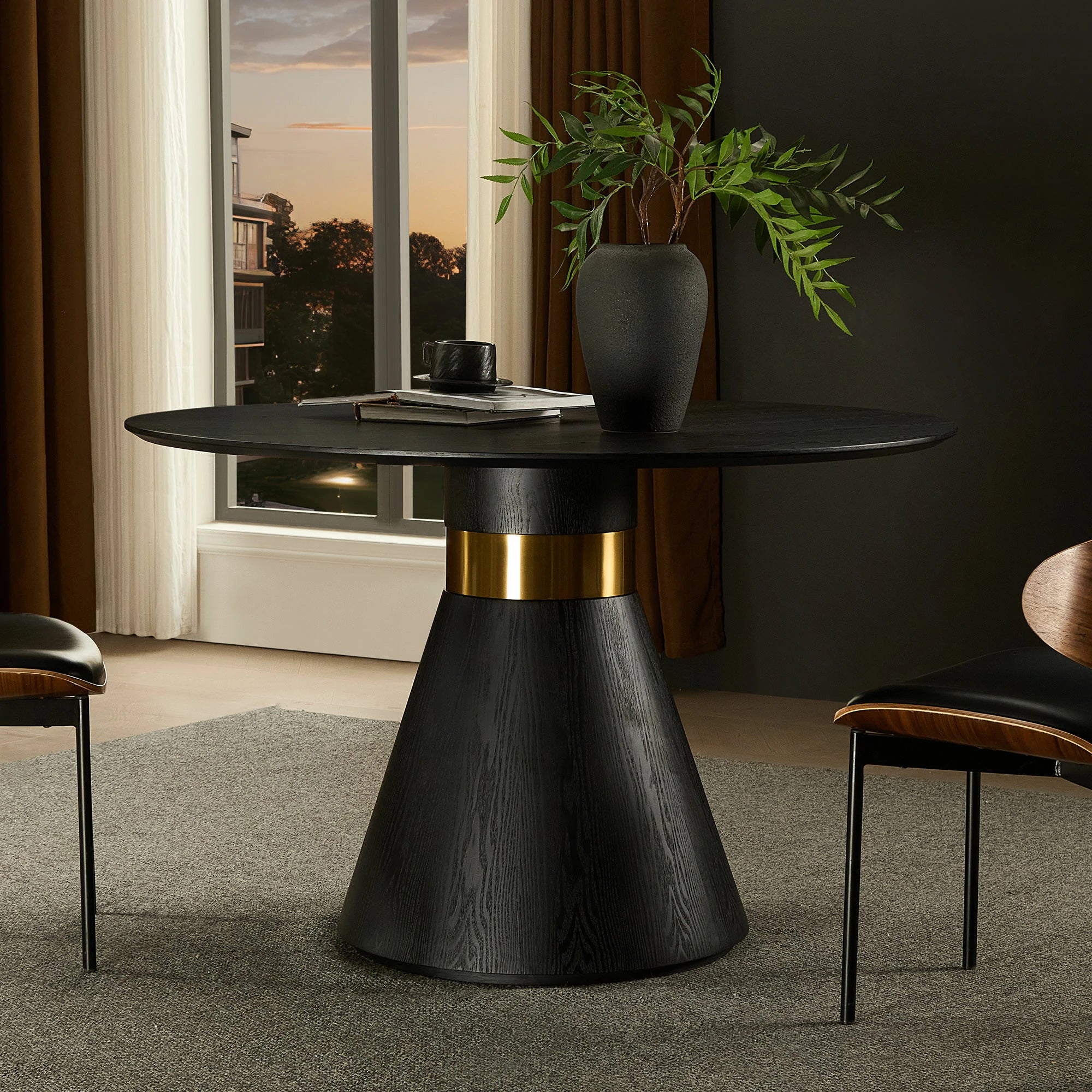 47.24" Round Dining Table – Black & Gold Pedestal, Glam - Image 4